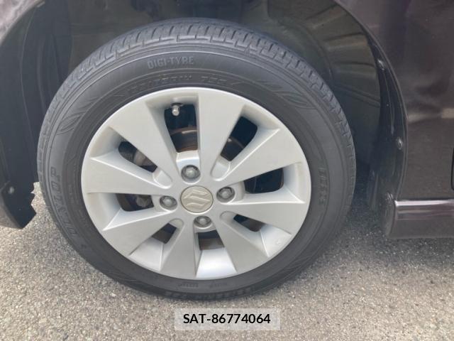 Suzuki WAGON R 2010-12 8415905-6