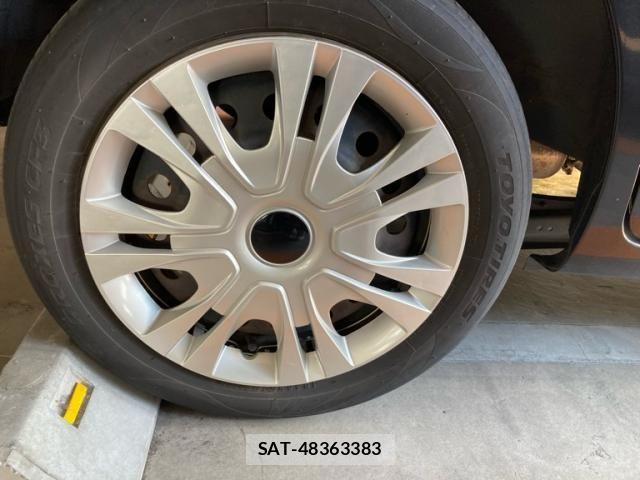 Suzuki WAGON R 2013-05 8415904-5