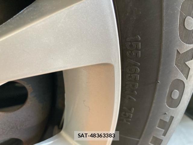 Suzuki WAGON R 2013-05 8415904-6