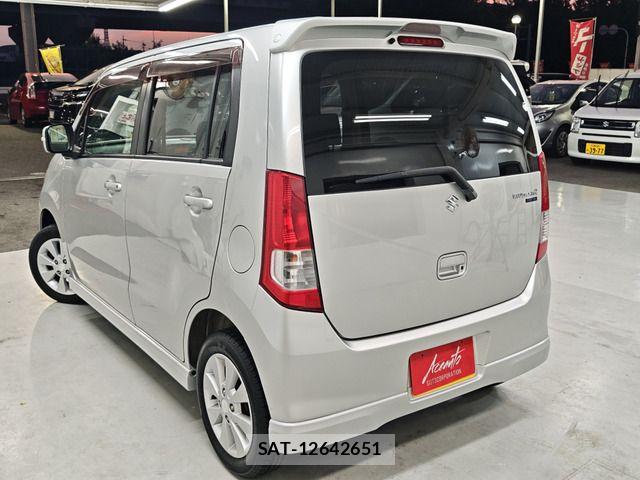 Suzuki WAGON R 2011-06 8415892-1