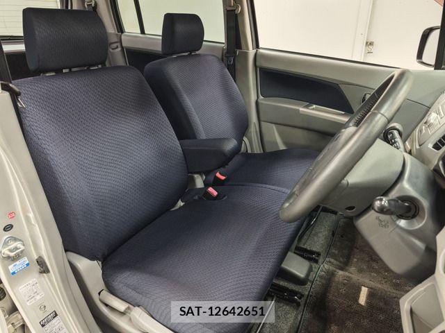 Suzuki WAGON R 2011-06 8415892-3