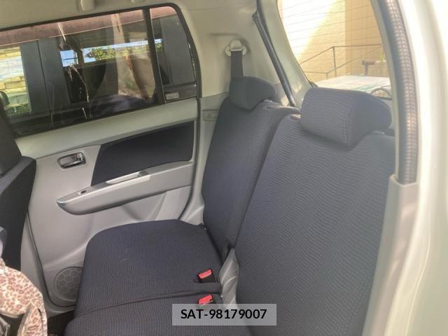 Suzuki WAGON R 2009-09 8415923-7