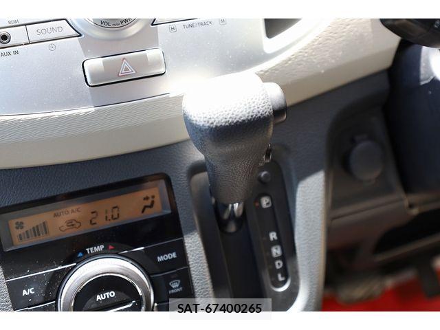 Suzuki WAGON R 2014-07 8415894-14