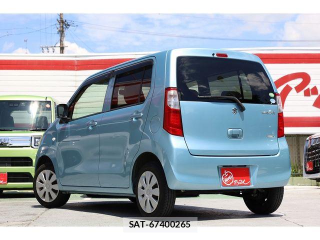 Suzuki WAGON R 2014-07 8415894-6