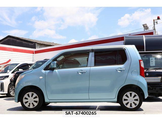 Suzuki WAGON R 2014-07 8415894-8
