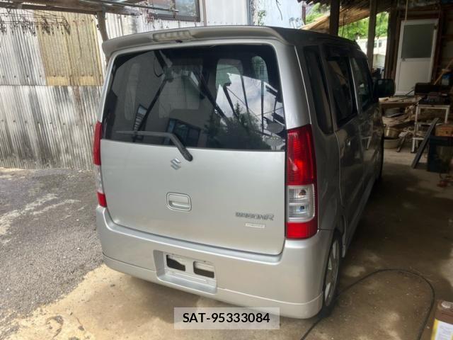 Suzuki WAGON R 2005-06 8415886-2