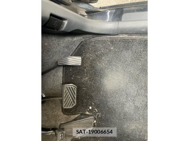 Suzuki WAGON R 2006-01 8415921-15