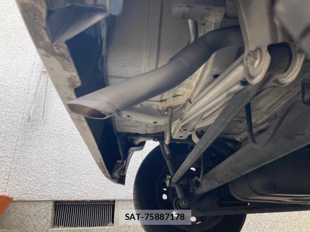 Suzuki WAGON R 2010-01 8439127-5
