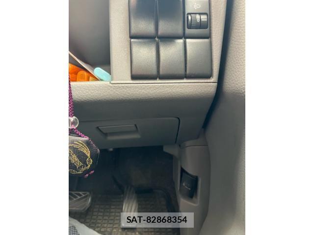 Suzuki WAGON R 2011-09 8439129-12