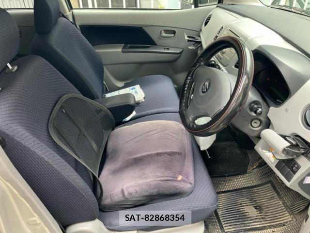 Suzuki WAGON R 2011-09 8439129-17