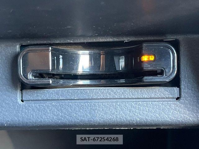 Suzuki WAGON R 2014-05 8439126-6