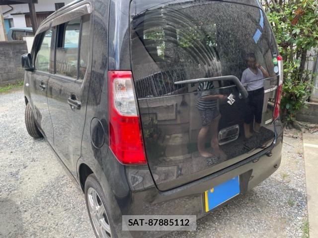 Suzuki WAGON R 2014-06 8458795-3