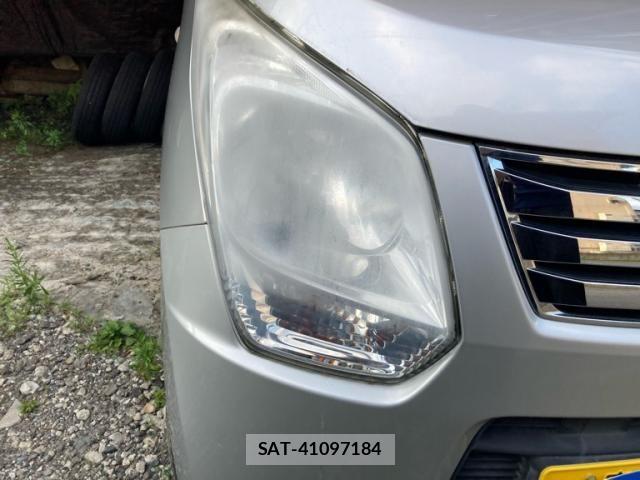 Suzuki WAGON R 2013-03 8486284-4