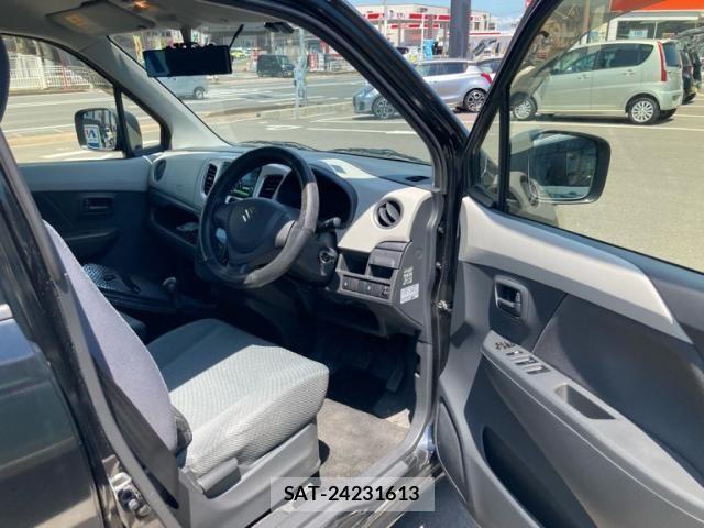 Suzuki WAGON R 2015-04 8486285-11