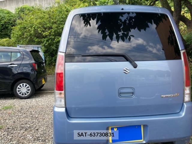 Suzuki WAGON R 2007-12 8528289-3