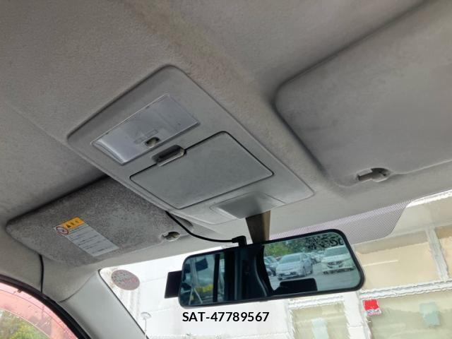 Suzuki WAGON R 2010-08 8528277-11