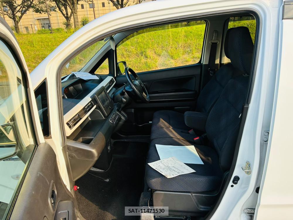 Suzuki WAGON R 2019-08 8325837-10