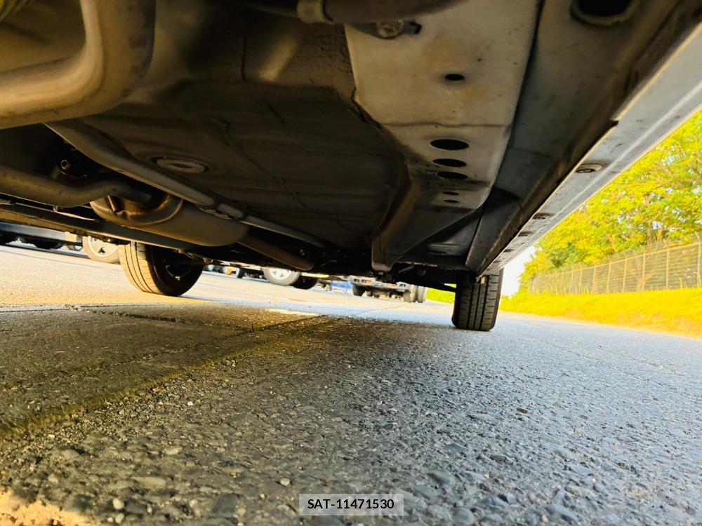 Suzuki WAGON R 2019-08 8325837-38