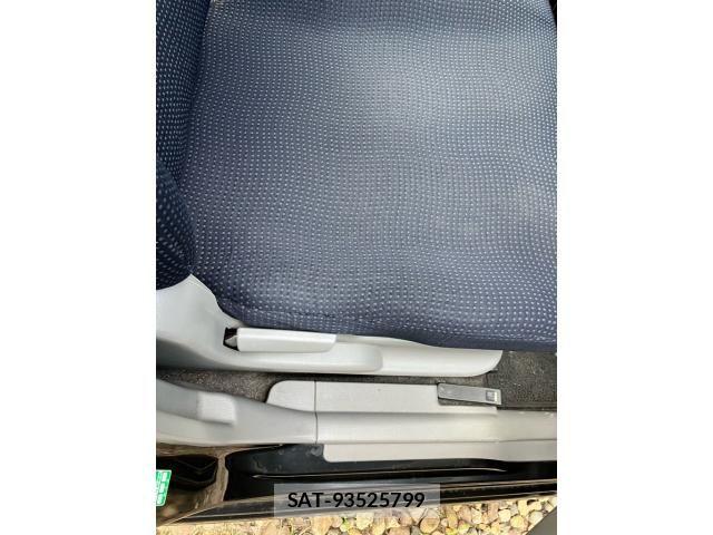 Suzuki WAGON R 2009-08 8528284-23