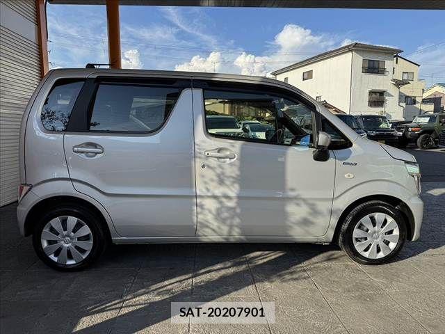 Suzuki WAGON R 2017-08 8564135-10