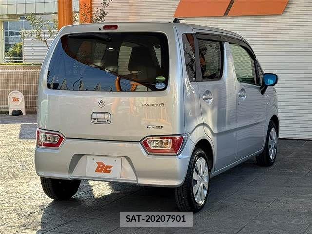 Suzuki WAGON R 2017-08 8564135-12