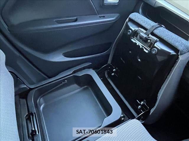 Suzuki WAGON R 2015-03 8564134-20