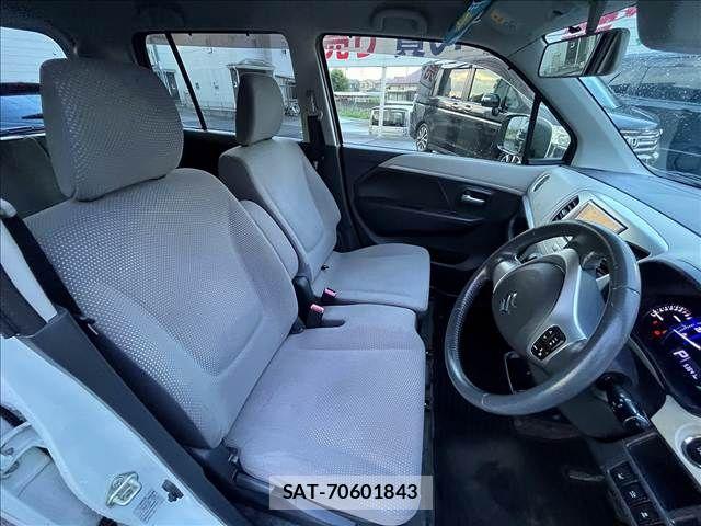 Suzuki WAGON R 2015-03 8564134-24