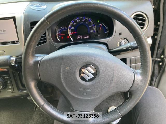 Suzuki WAGON R 2011-09 8564147-17