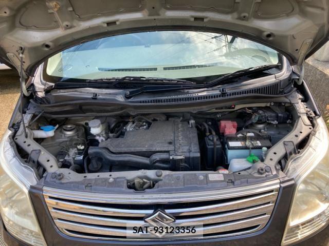 Suzuki WAGON R 2011-09 8564147-1