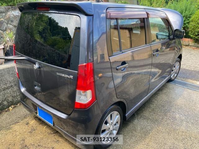 Suzuki WAGON R 2011-09 8564147-3