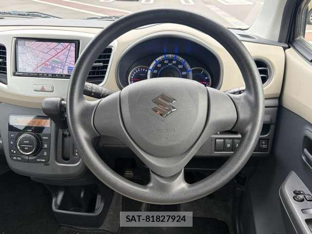 Suzuki WAGON R 2014-06 8564140-6