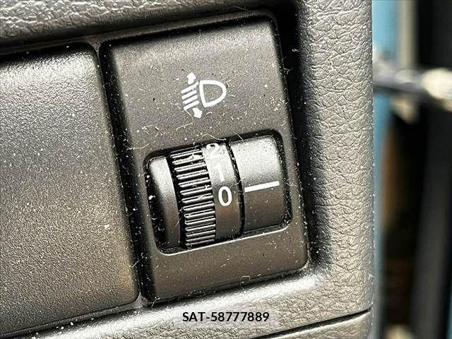 Suzuki WAGON R 2013-01 8564142-15