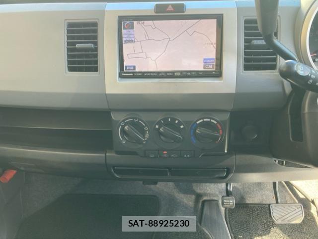 Suzuki WAGON R 2005-12 8564146-19