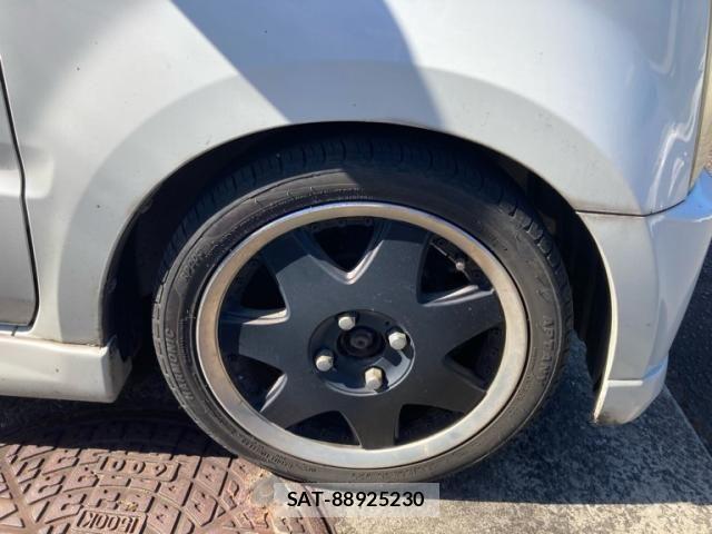 Suzuki WAGON R 2005-12 8564146-6