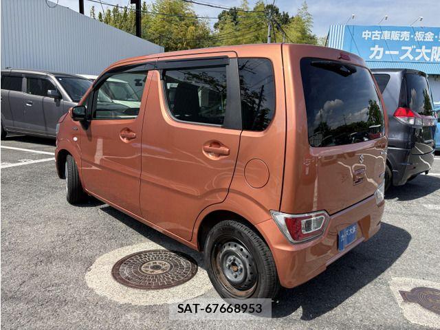 Suzuki WAGON R 2018-03 8564138-2