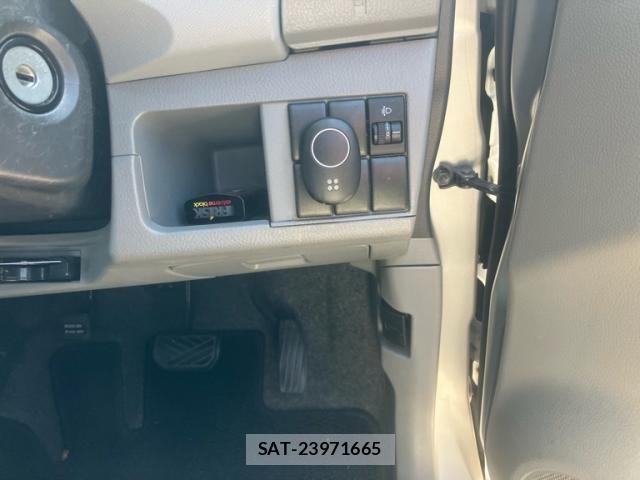 Suzuki WAGON R 2011-09 8564149-11
