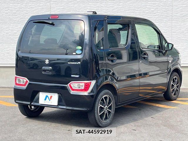 Suzuki WAGON R 2018-10 8564137-16