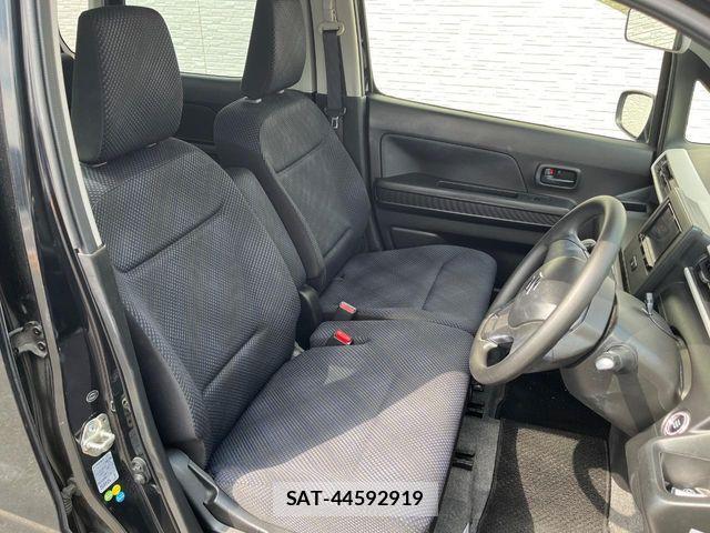 Suzuki WAGON R 2018-10 8564137-8