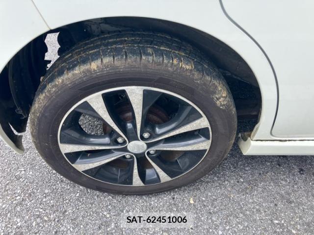Suzuki WAGON R 2013-10 8564144-9