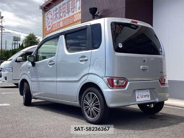 Suzuki WAGON R 2017-08 8629801-16