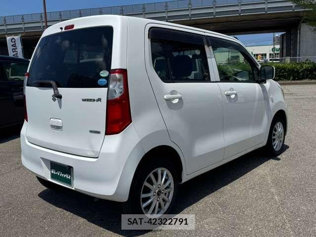 Suzuki WAGON R 2015-11 8629822-9
