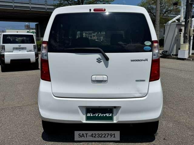 Suzuki WAGON R 2015-11 8629822-10