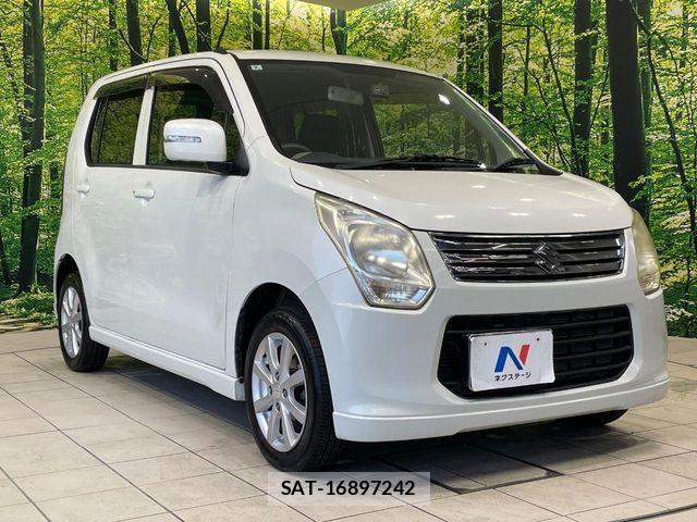 Suzuki WAGON R 2014-02 8629818-15