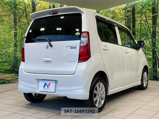 Suzuki WAGON R 2014-02 8629818-16