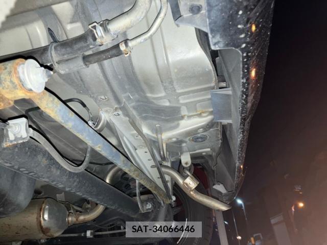 Suzuki WAGON R 2015-04 8629823-20