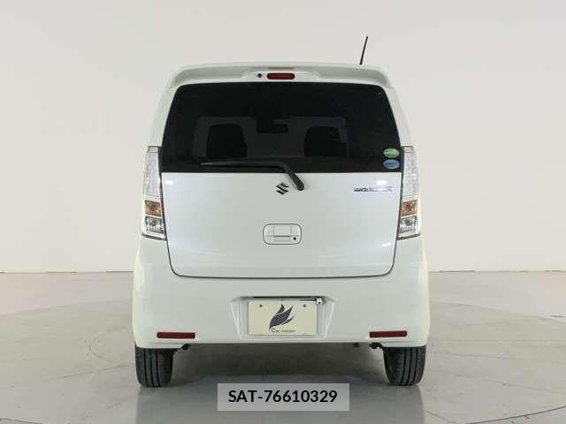 Suzuki WAGON R 2013-09 8629814-8