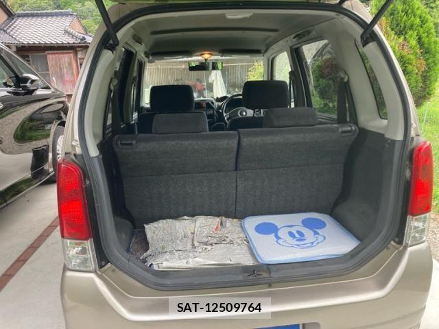 Suzuki WAGON R 2002-11 8662479-12