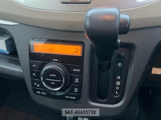 Suzuki WAGON R 2013-10 8667164-13