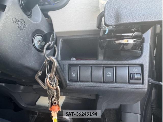 Suzuki WAGON R 2016-02 8662501-11