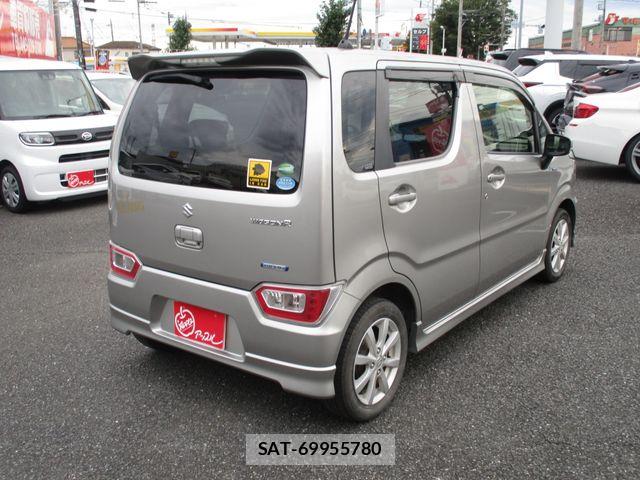 Suzuki WAGON R 2018-05 8662467-2